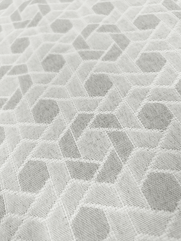 Hexagonal interwoven polyester cotton bedding fabric